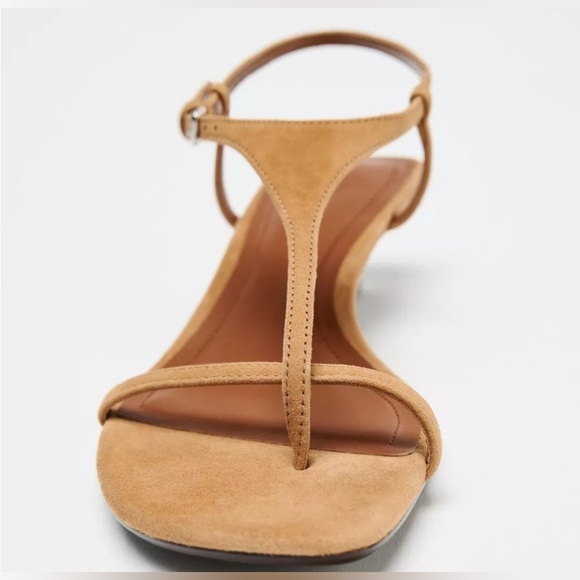 SUEDE KITTEN HEEL SANDALS, Size 39(8.5) - Picture 4 of 12